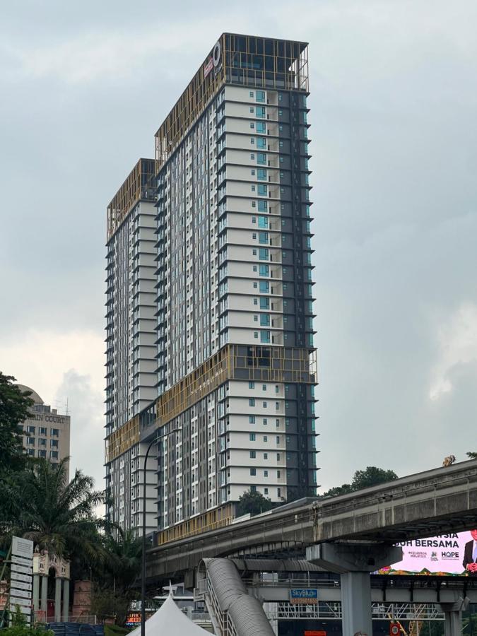 Merdeka Tower 118 Chinatown Trx At Opus Kuala Lumpur Bagian luar foto