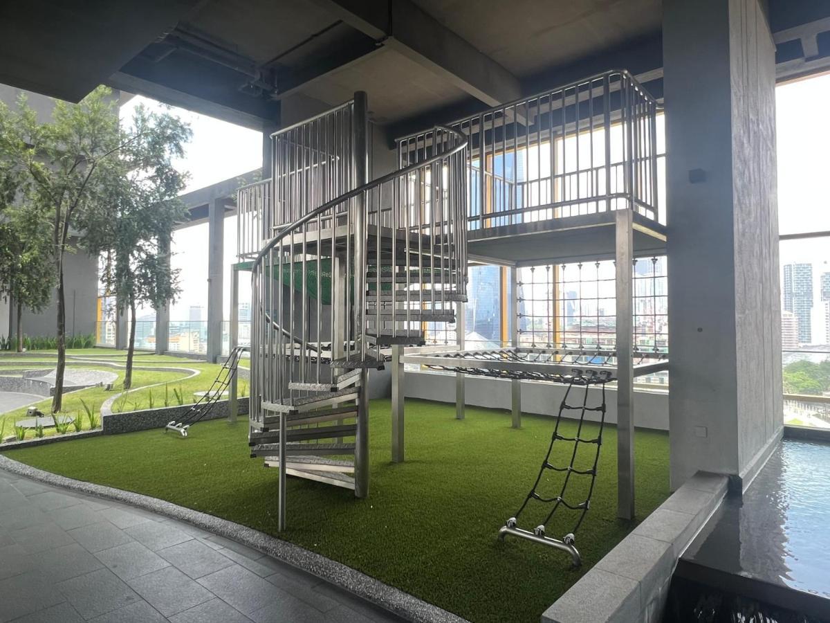 Merdeka Tower 118 Chinatown Trx At Opus Kuala Lumpur Bagian luar foto