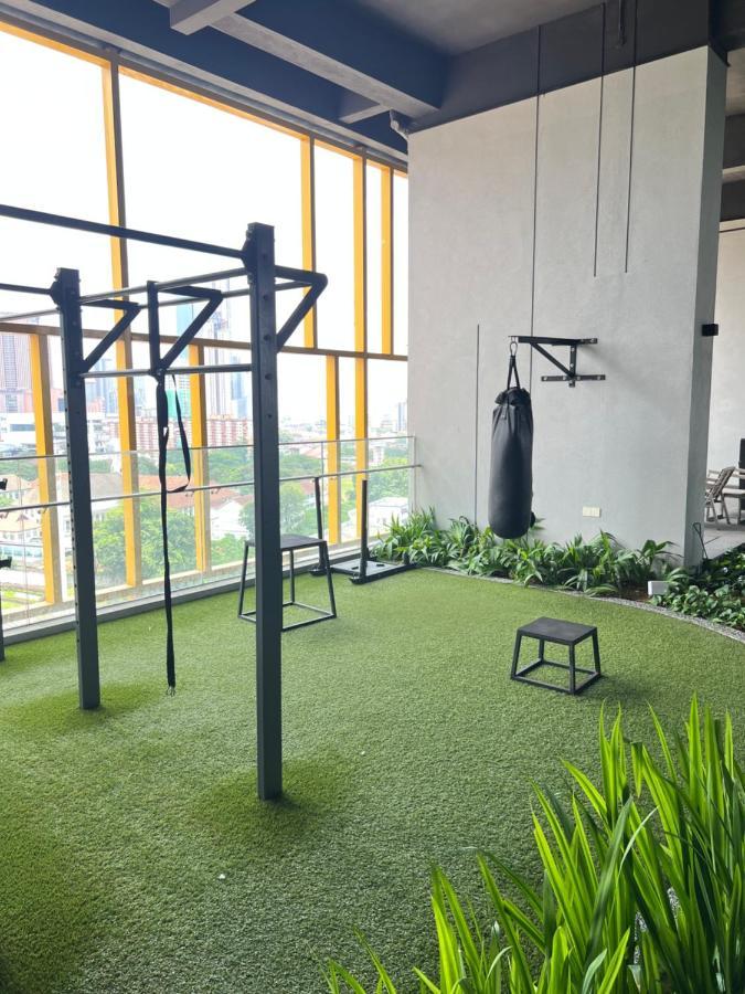 Merdeka Tower 118 Chinatown Trx At Opus Kuala Lumpur Bagian luar foto